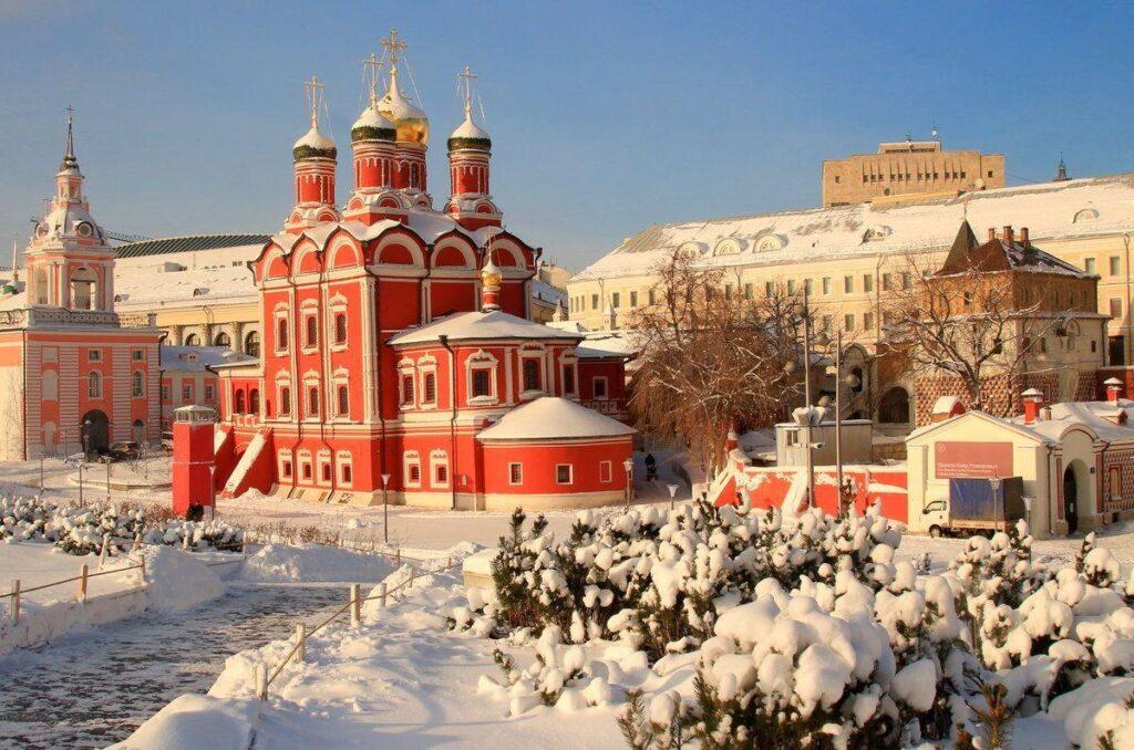 Подборка авторских фото зимней заснеженной Москвы