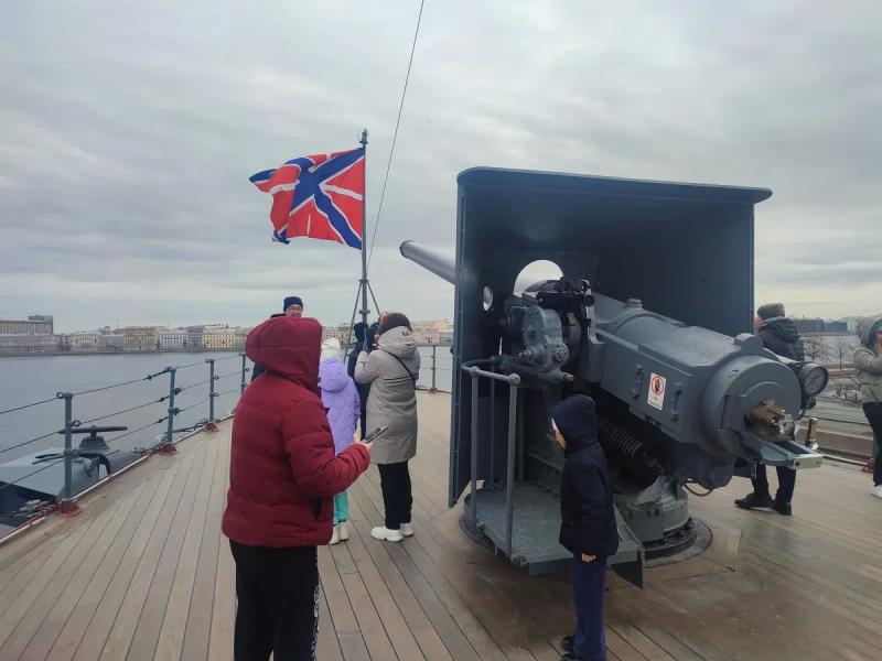 В Петербург и Кронштадт с детьми на машине в первый раз: опыт поездки за три дня и готовый план