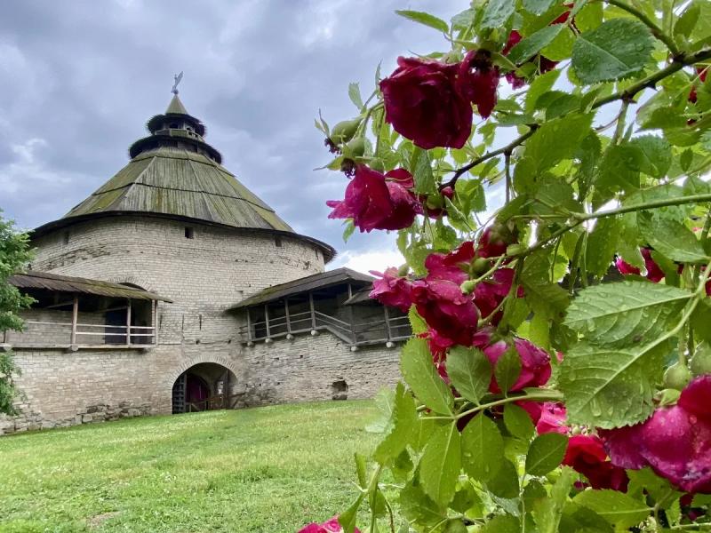 Куда съездить из Петербурга на машине. Пять маршрутов для увлекательного автопутешествия