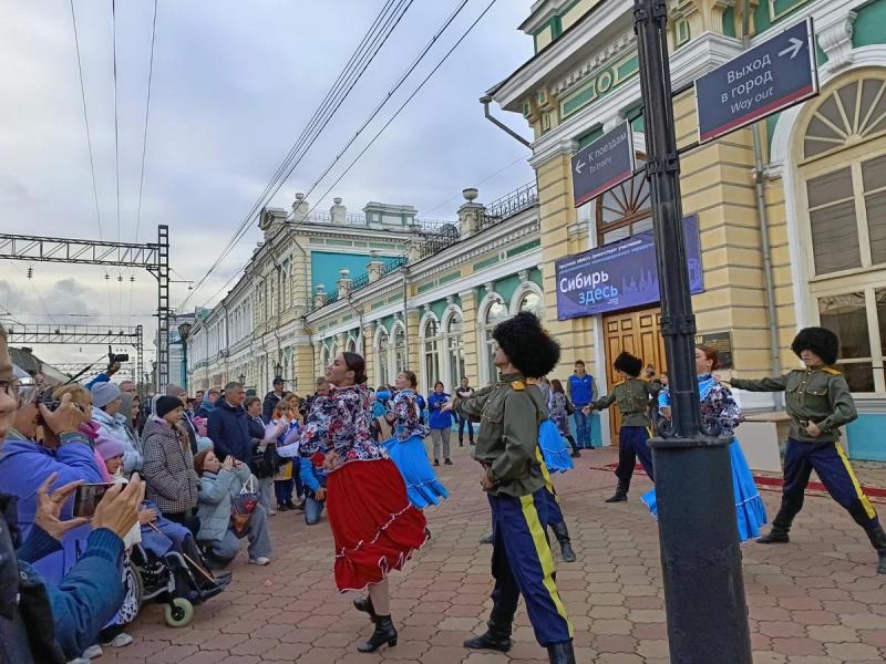 На поезде по городам Сибири: новый железнодорожный круиз глазами участников